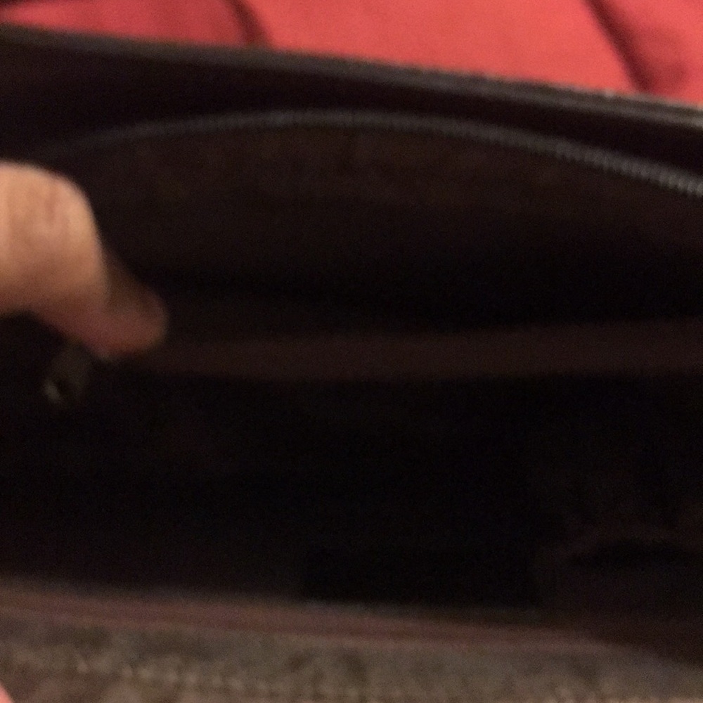 Woman’s handbag - Picture 4 of 6